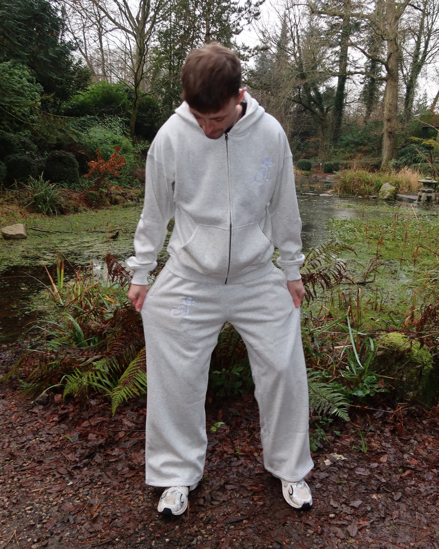 Anseo Claddagh Set - Grey